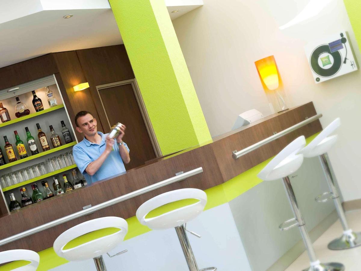 Отель Ibis Styles Bordeaux Aeroport Мериньяк Экстерьер фото