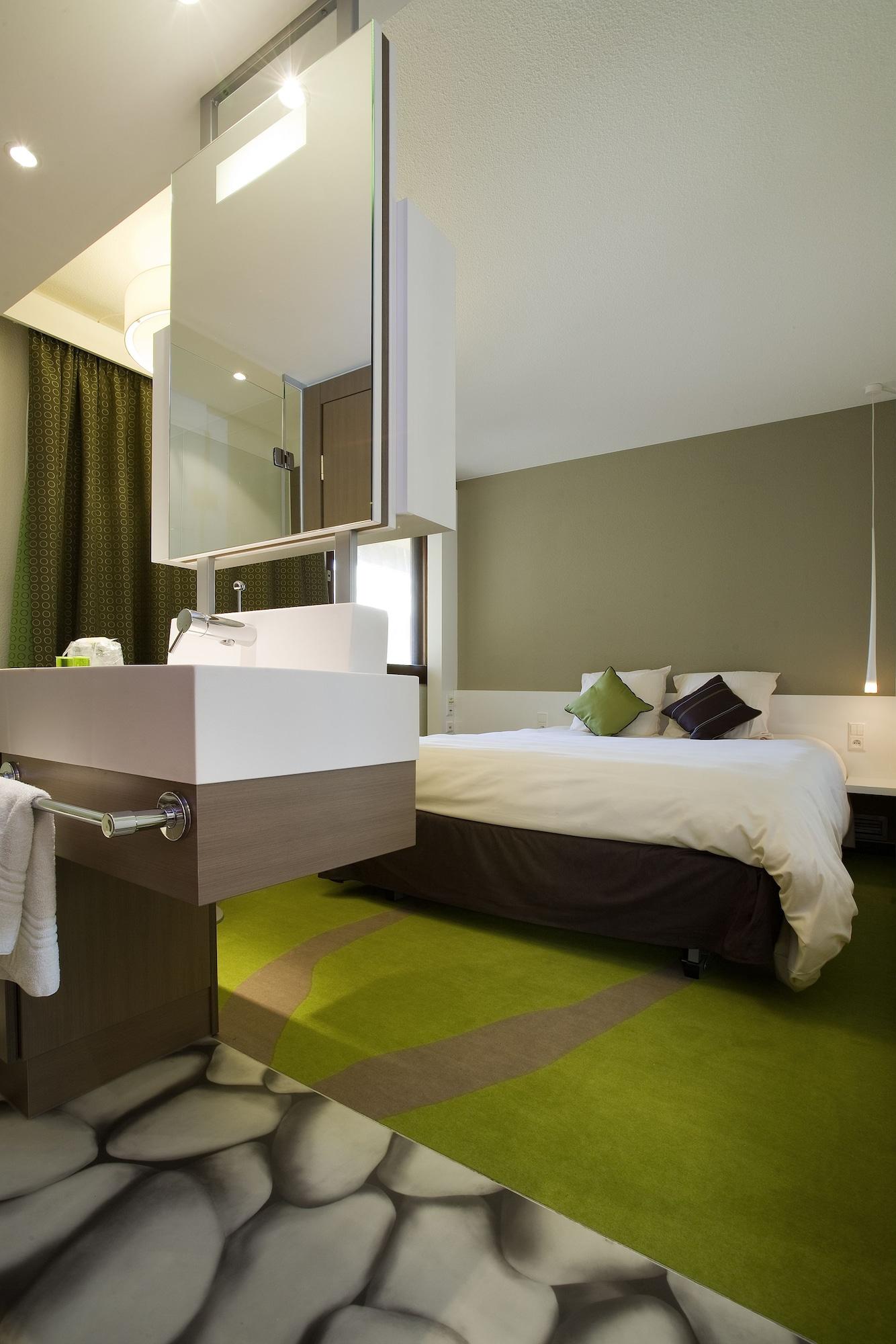 Отель Ibis Styles Bordeaux Aeroport Мериньяк Экстерьер фото
