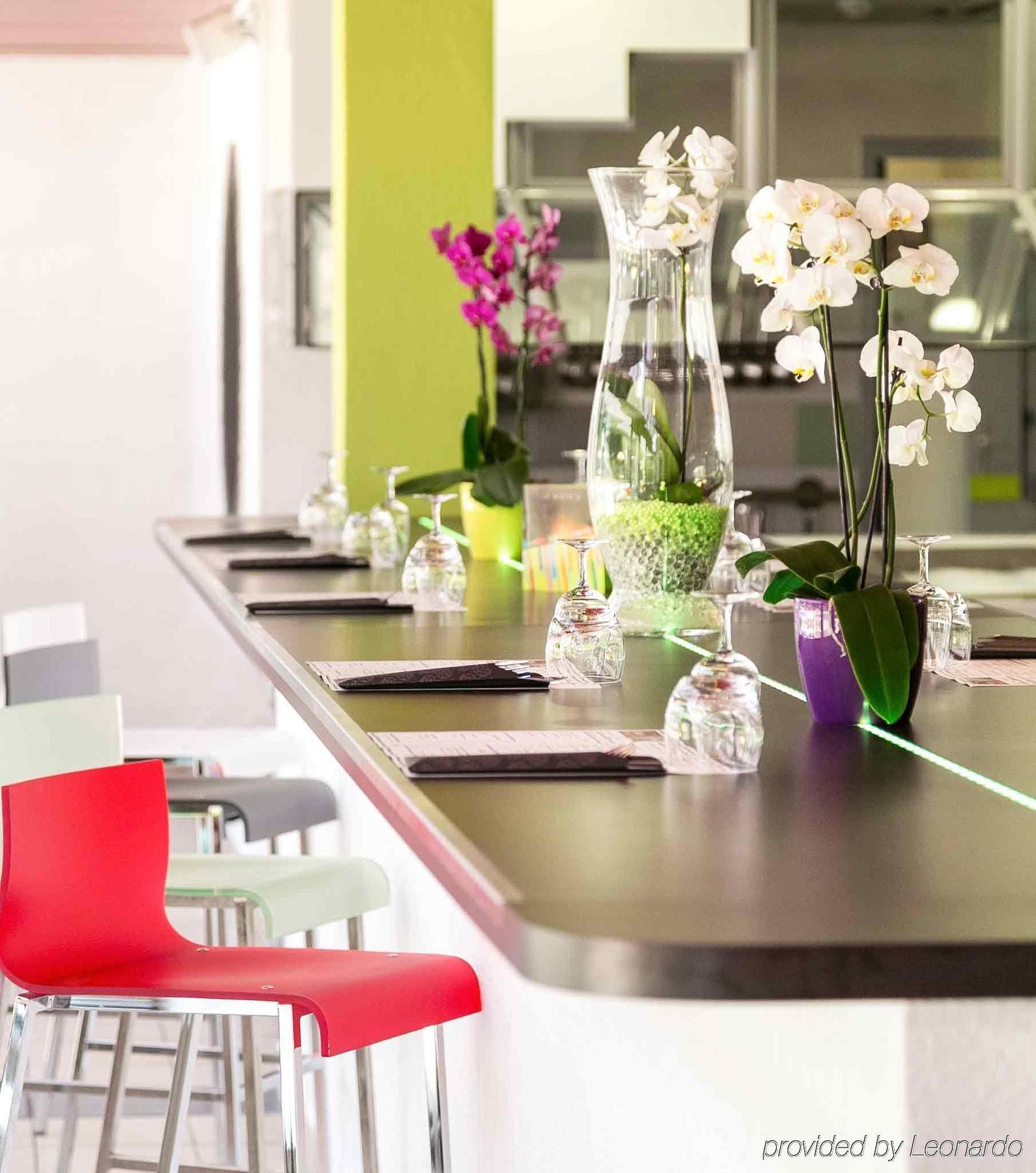 Отель Ibis Styles Bordeaux Aeroport Мериньяк Экстерьер фото