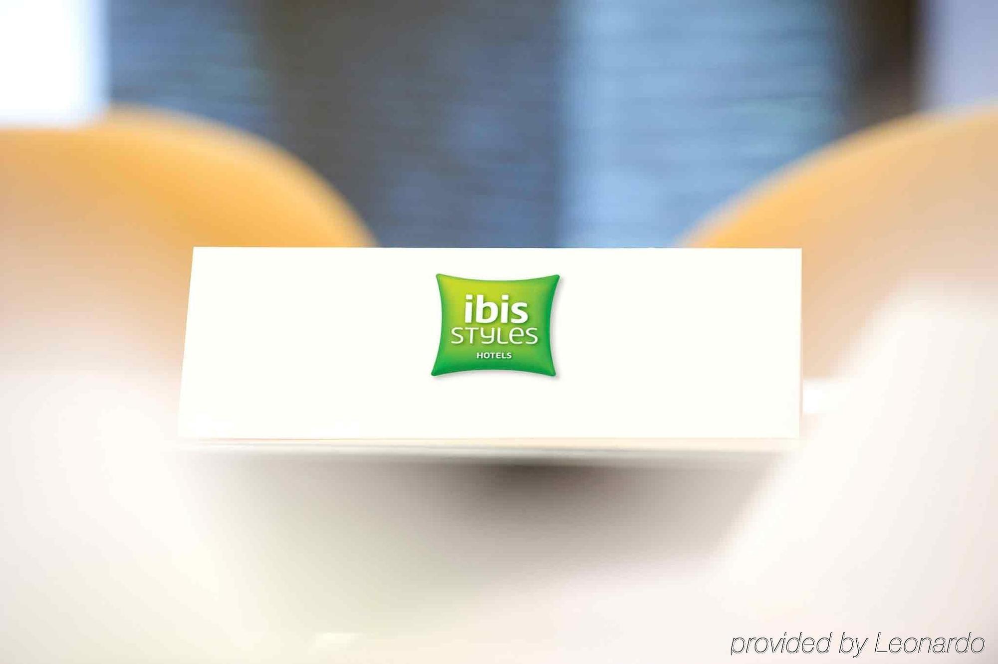Отель Ibis Styles Bordeaux Aeroport Мериньяк Экстерьер фото