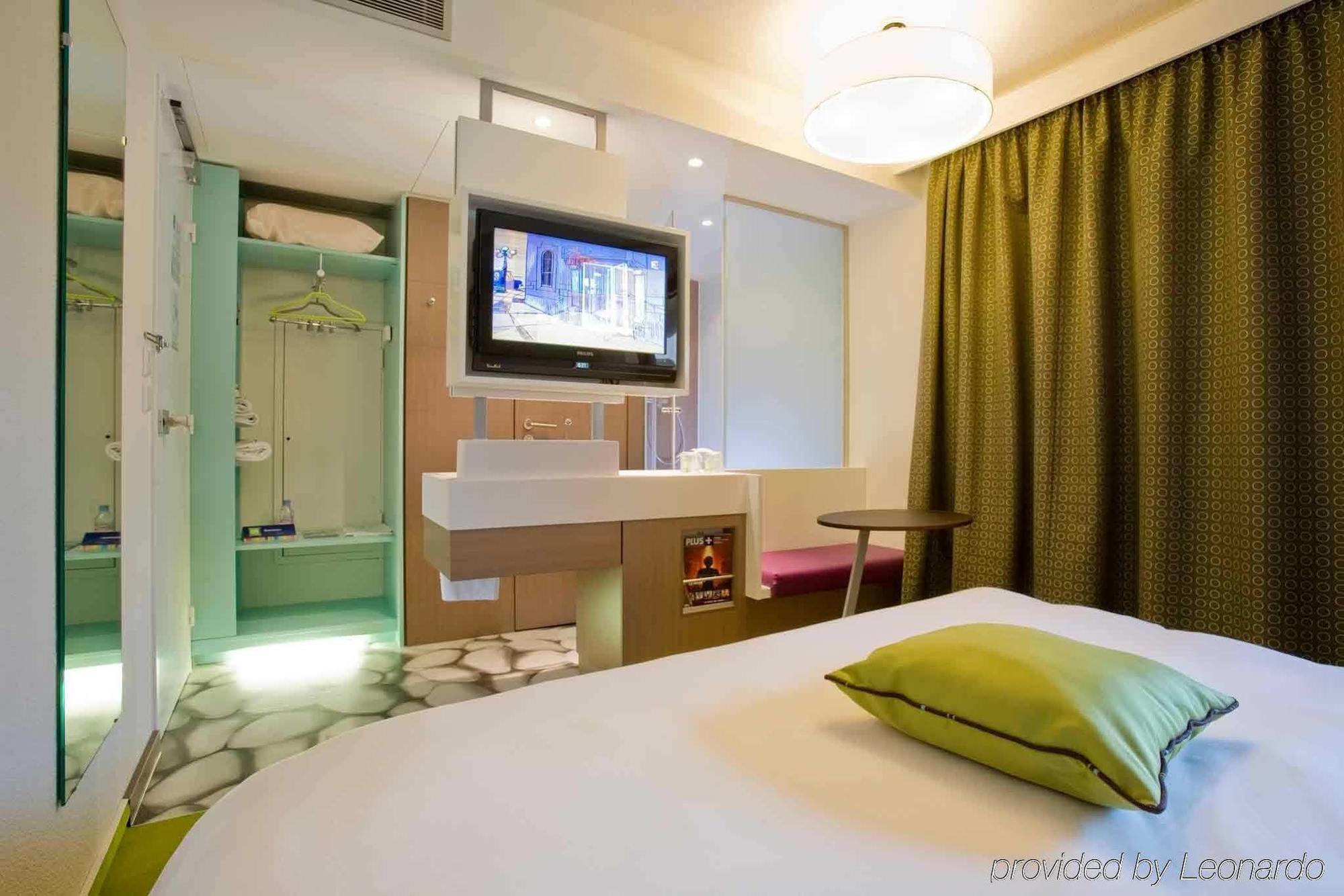 Отель Ibis Styles Bordeaux Aeroport Мериньяк Экстерьер фото