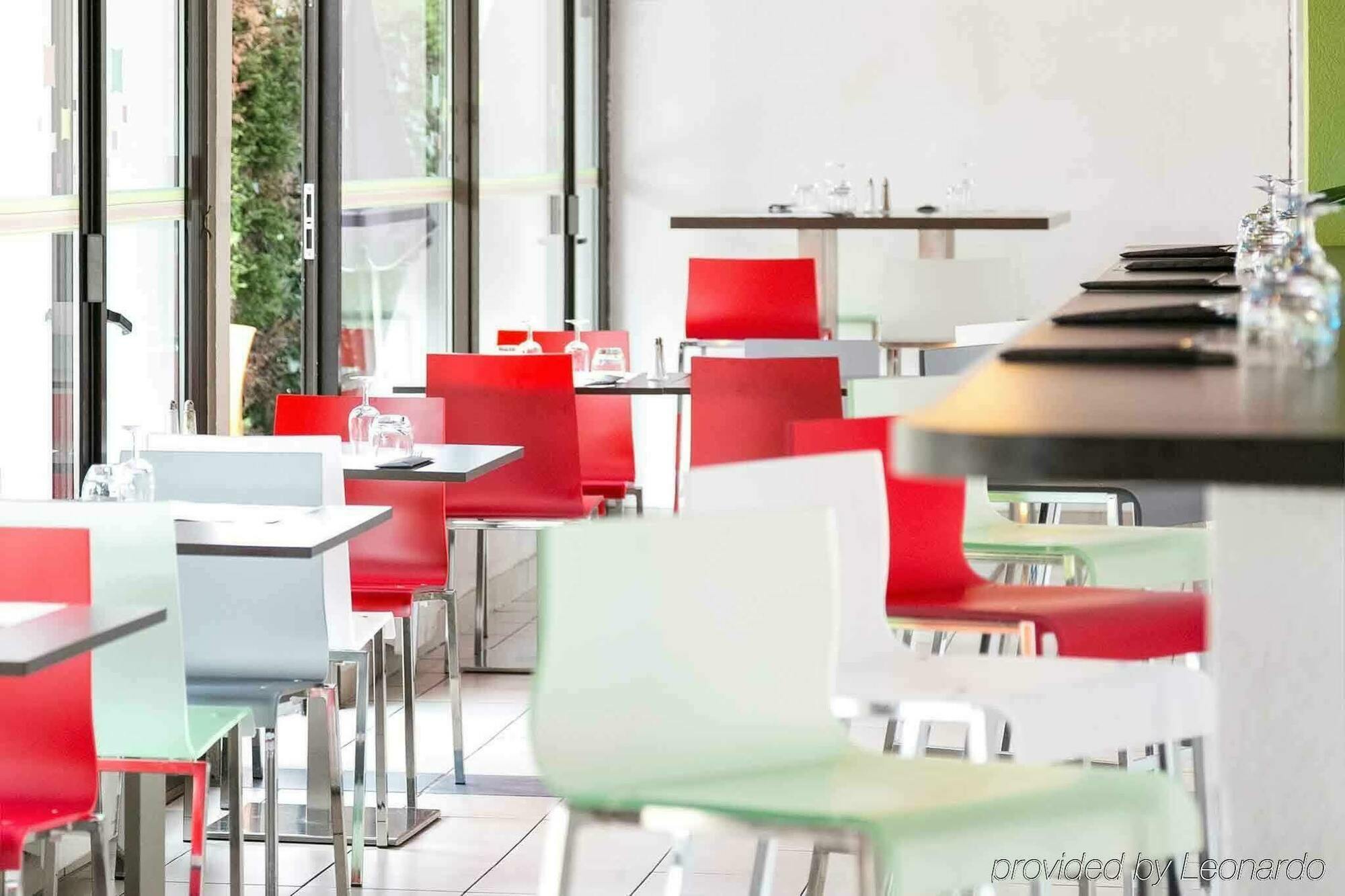 Отель Ibis Styles Bordeaux Aeroport Мериньяк Экстерьер фото